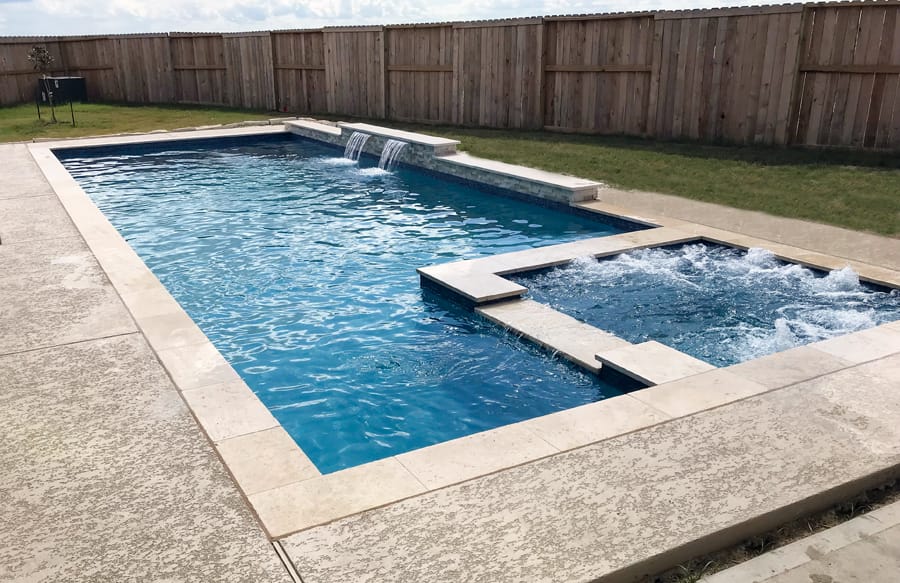 Rectanle pool with square spa.Rectangular